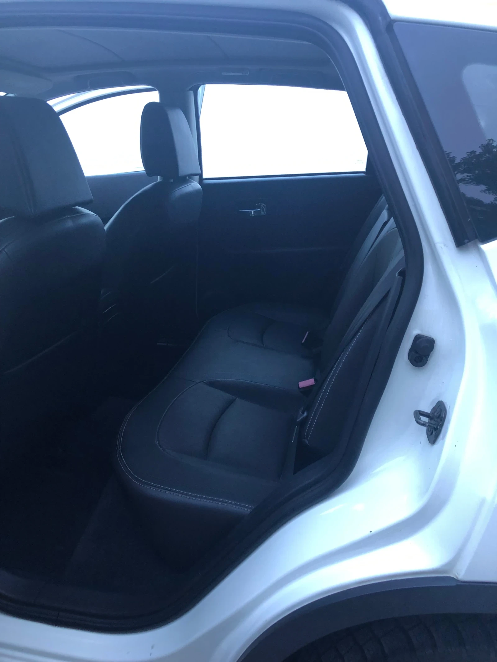 Nissan Qashqai 2.0 | Mobile.bg � ����������� 9