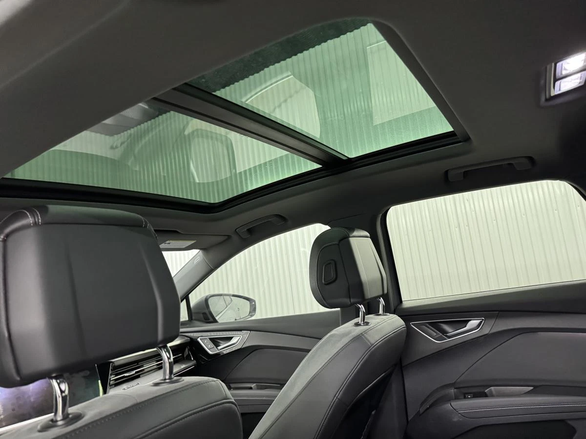 Audi Q4 e-tron quattro Komfort 50, снимка 13 - Автомобили и джипове - 55094648