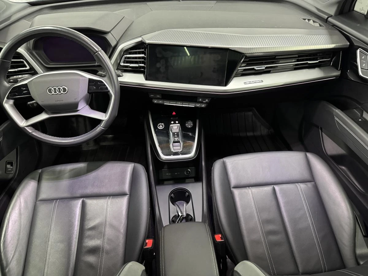 Audi Q4 e-tron quattro Komfort 50, снимка 10 - Автомобили и джипове - 55094648