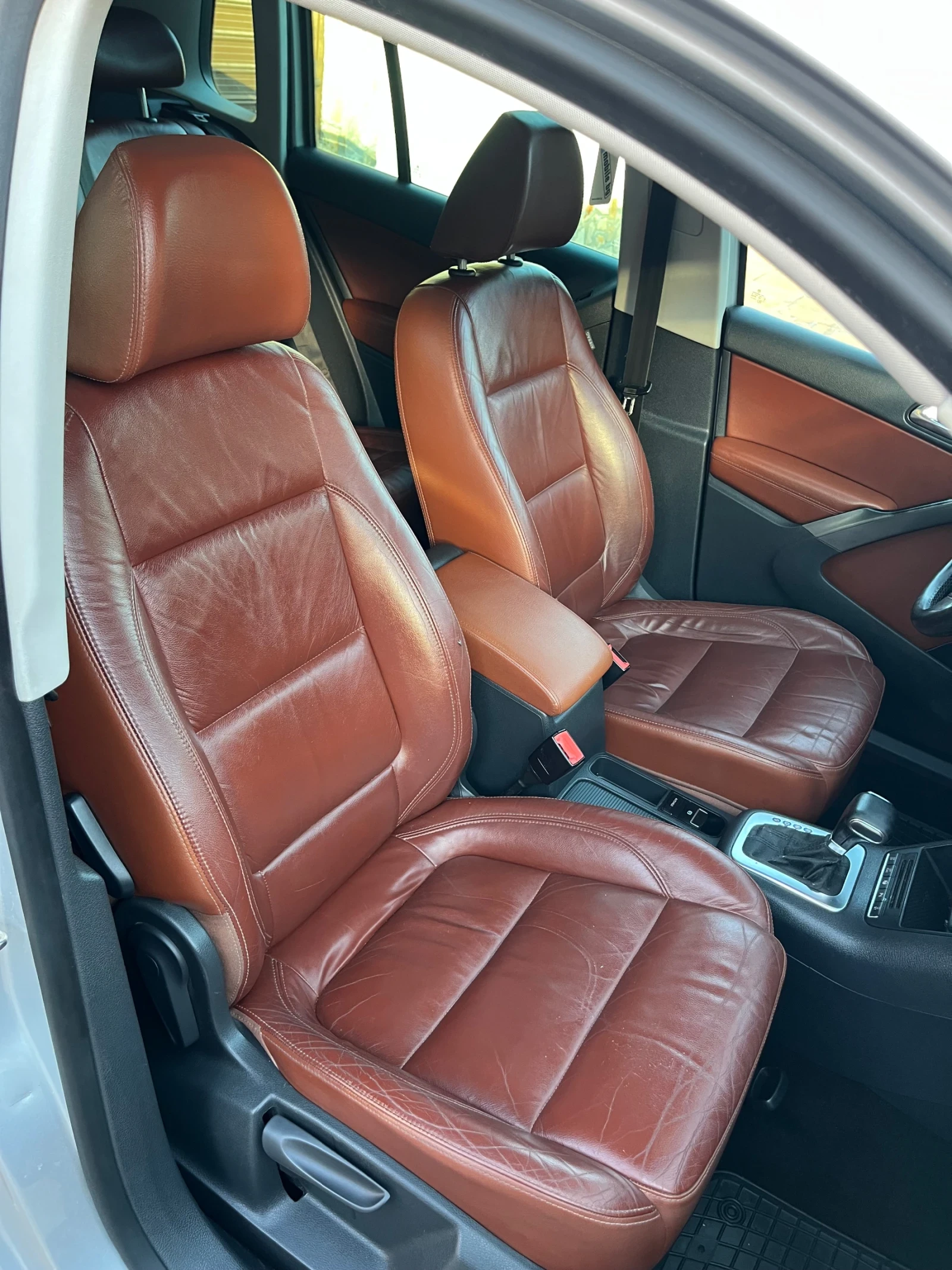 VW Tiguan DSG-4x4-Full-BiXenon, снимка 11 - Автомобили и джипове - 55971680