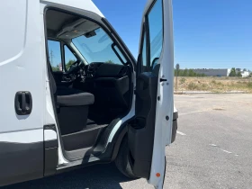 Iveco Daily 35S14 L2H2 140KC ЕВРО 6C ZF-АВТ. ПЕРФЕКТЕН, снимка 9