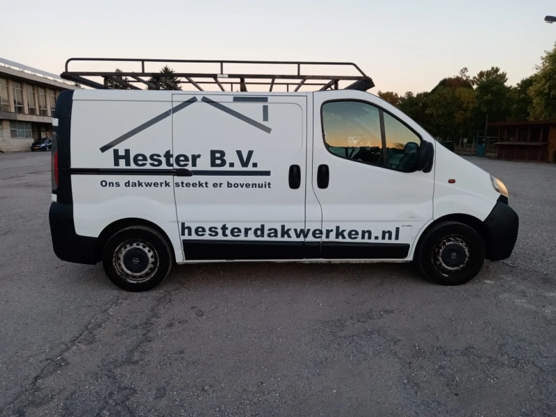 Opel Vivaro 1.9 TDI 101kc., снимка 7 - Бусове и автобуси - 47382267