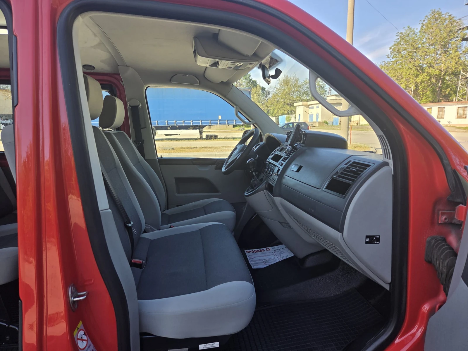 VW Transporter 4x4, 2.0TDI, 140к.с Отличен, снимка 8 - Бусове и автобуси - 54371769