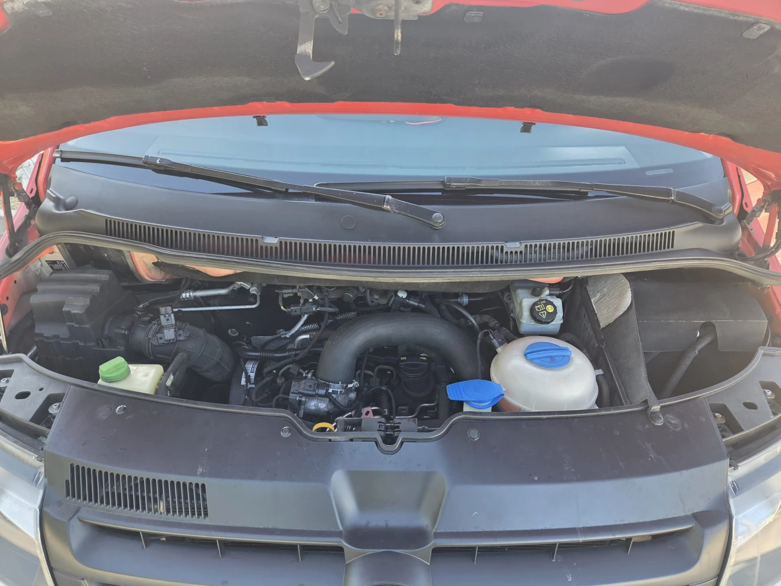 VW Transporter 4x4, 2.0TDI, 140к.с Отличен, снимка 13 - Бусове и автобуси - 54371769