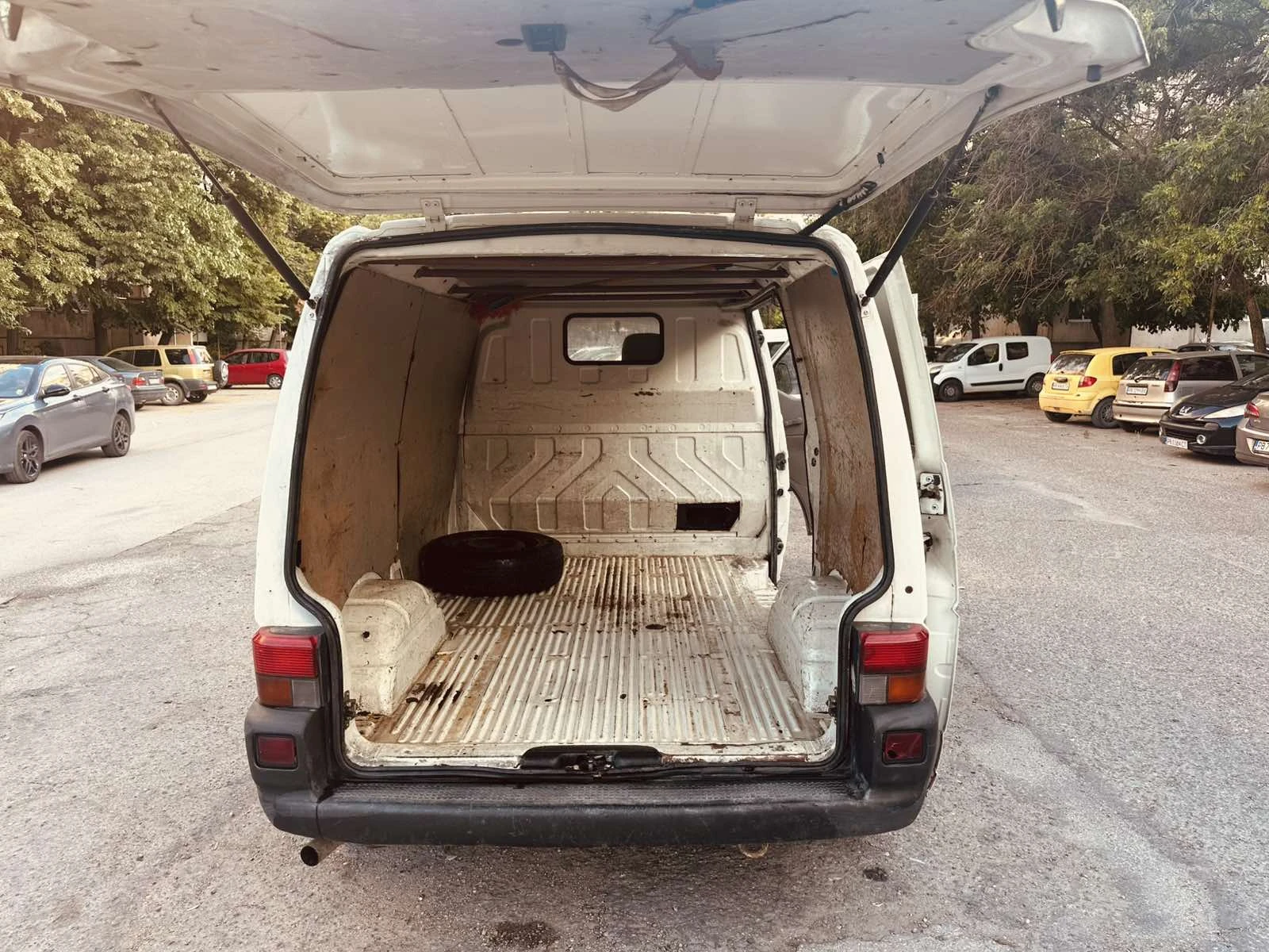 VW T4, снимка 9 - Бусове и автобуси - 54986902