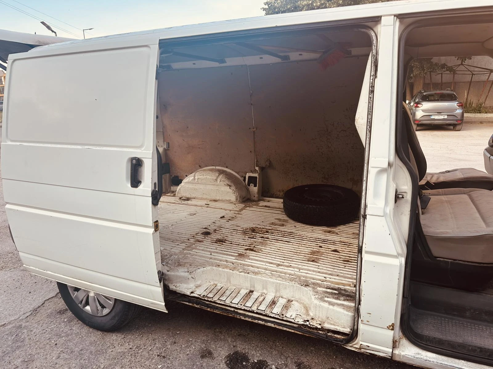VW T4, снимка 10 - Бусове и автобуси - 54986902
