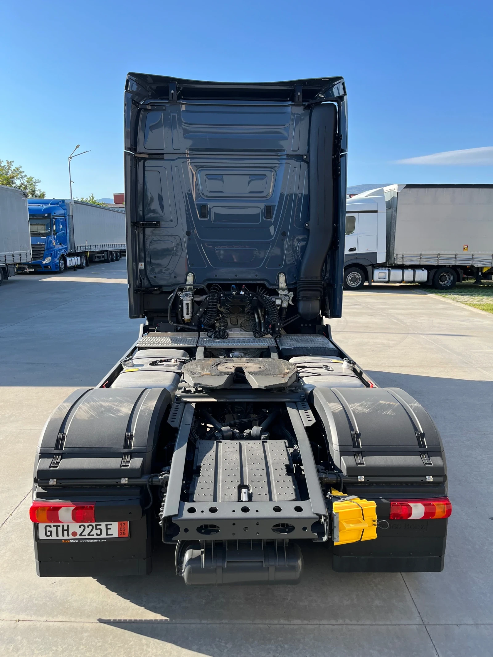 Mercedes-Benz Actros 1845 - изображение 5