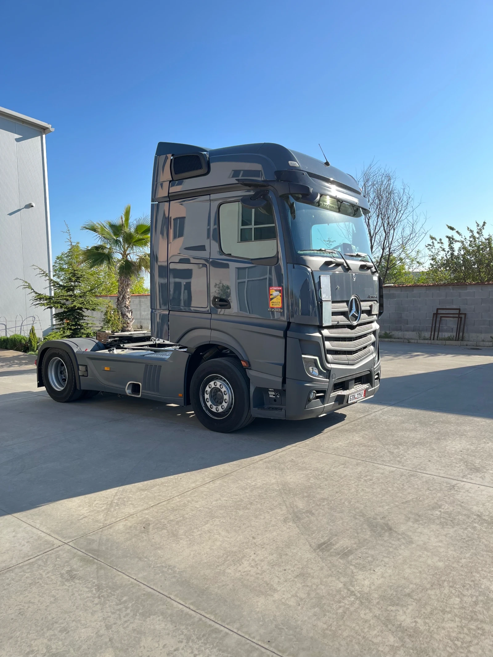 Mercedes-Benz Actros 1845 - изображение 3