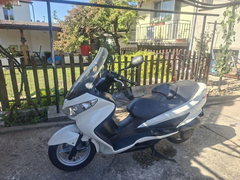 Suzuki Burgman 200ie много запазен оферта, снимка 16 - Мотоциклети и мототехника - 51526073