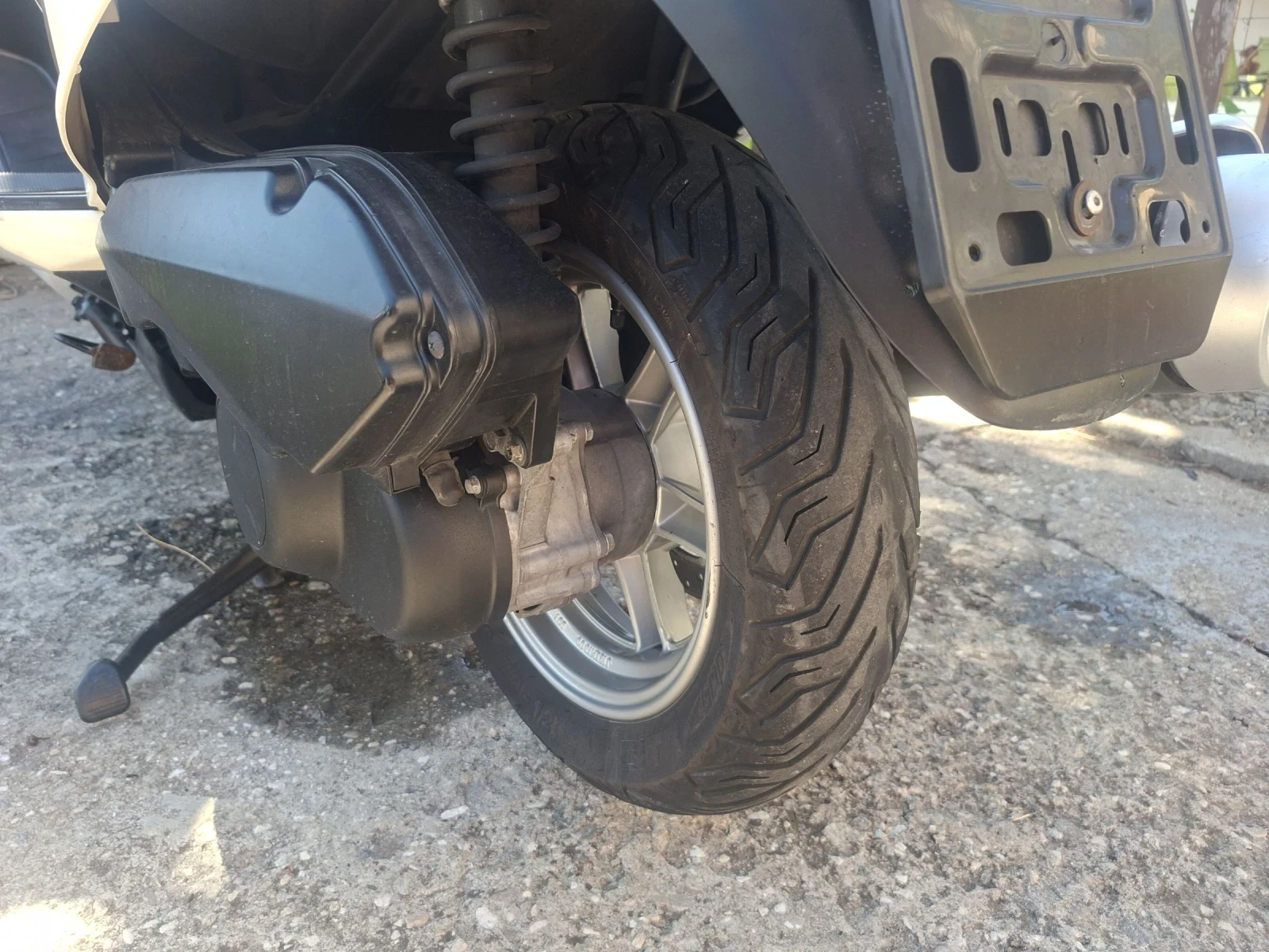 Suzuki Burgman 200ie много запазен оферта - изображение 7