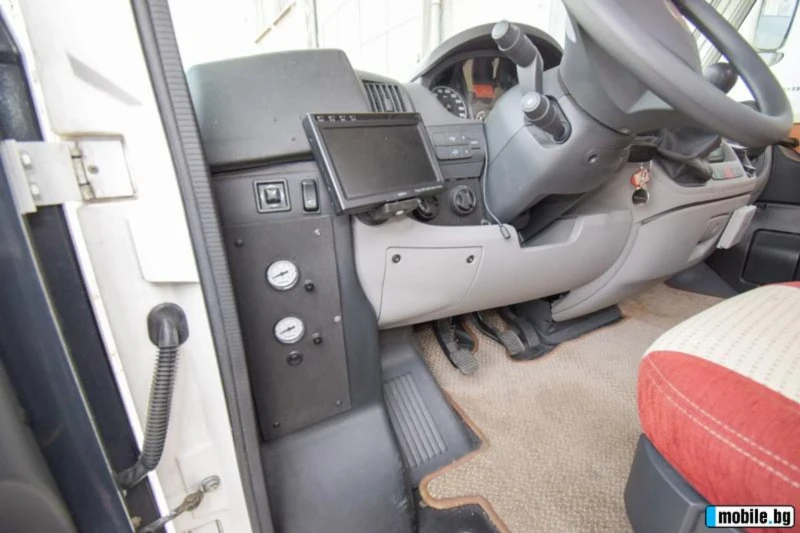 Кемпер Rapido F903, снимка 12 - Каравани и кемпери - 52264427