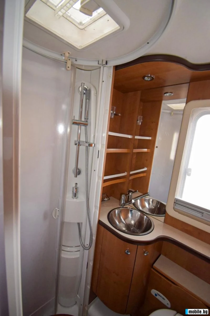 Кемпер Rapido F903, снимка 4 - Каравани и кемпери - 52264427