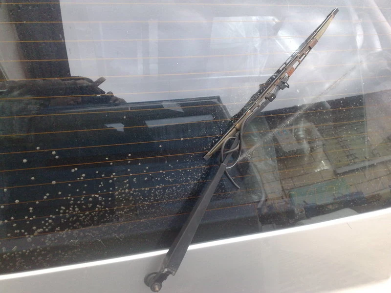 рамо чистачка задно за Мерцедес Вито (5)