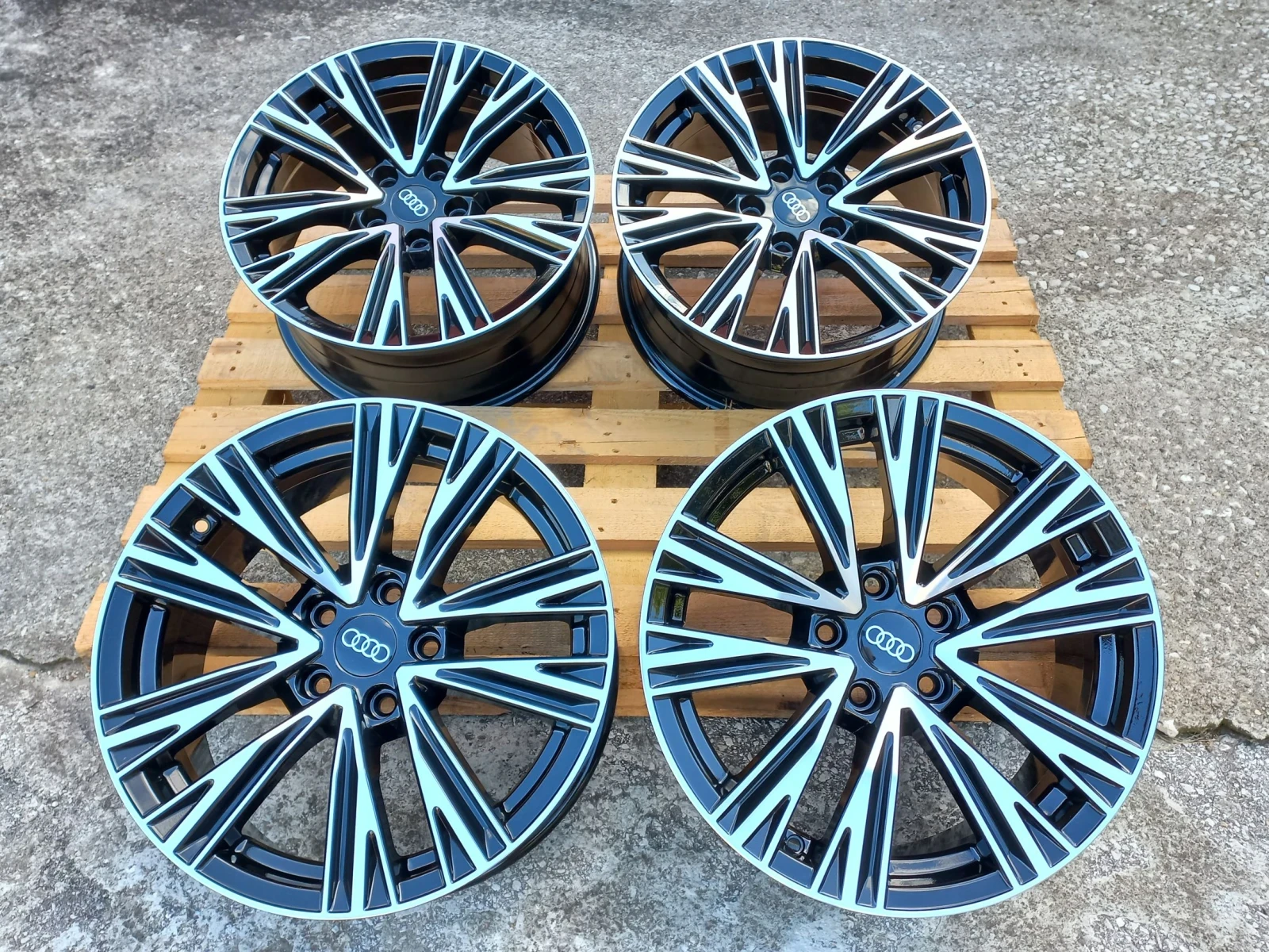 Джанти за Audi, снимка 5 - Гуми и джанти - 55646794