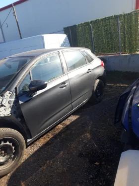 Citroen C4 1.6hdi НА ЧАСТИ , снимка 2