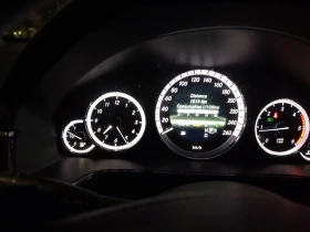 Mercedes-Benz E 200 Обслужен , снимка 11
