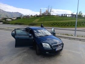 Toyota Avensis 1.6+ ГАЗ, снимка 12