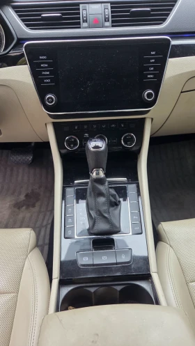 Skoda Superb 4x4 DSG L&K, снимка 12