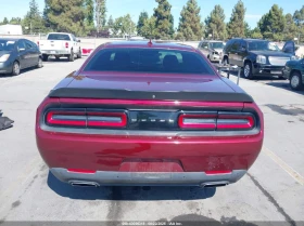 Dodge Challenger 3.6L V-6 DOHC, VVT, 305HP Rear Wheel Drive | Mobile.bg    9