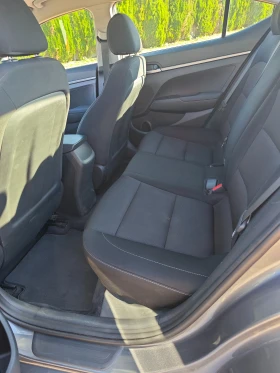 Hyundai Elantra | Mobile.bg    8