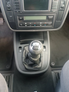 VW Sharan 1, 9 tDi, 131к.с., LUX изпълнение, ЛИЗИНГ  - 2499 € / 4887.62 лв. - 72506427 7