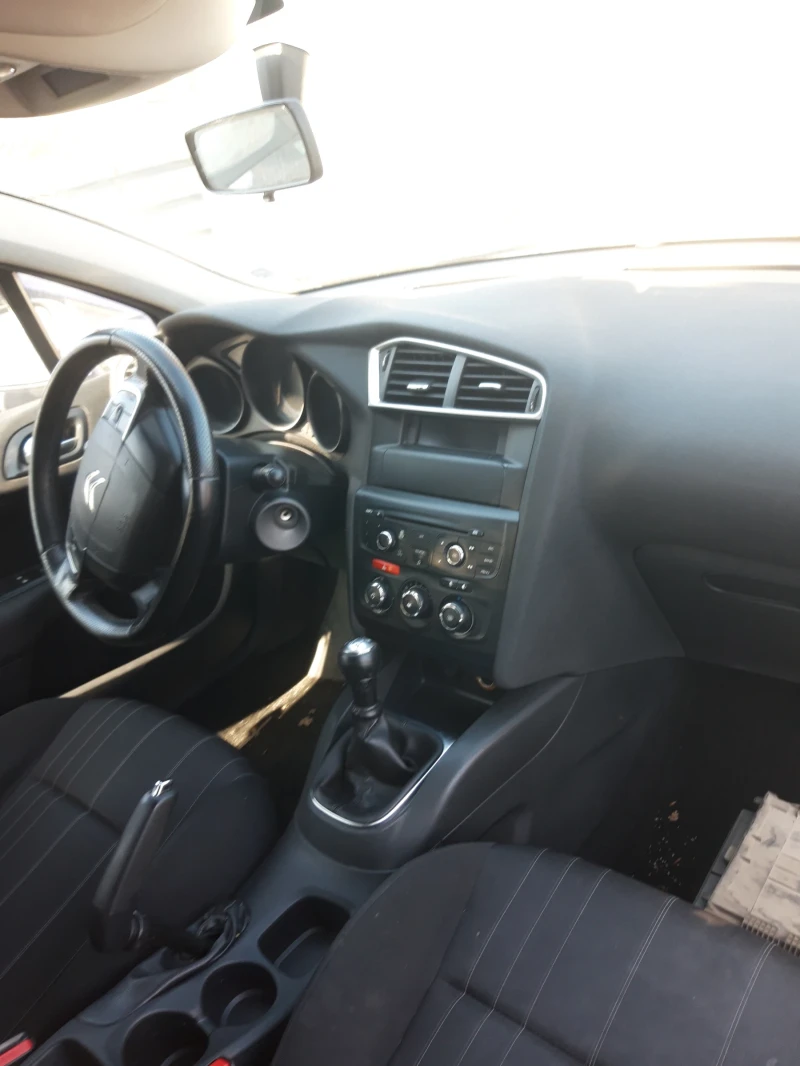 Citroen C4 1.6hdi НА ЧАСТИ , снимка 5 - Автомобили и джипове - 47811401