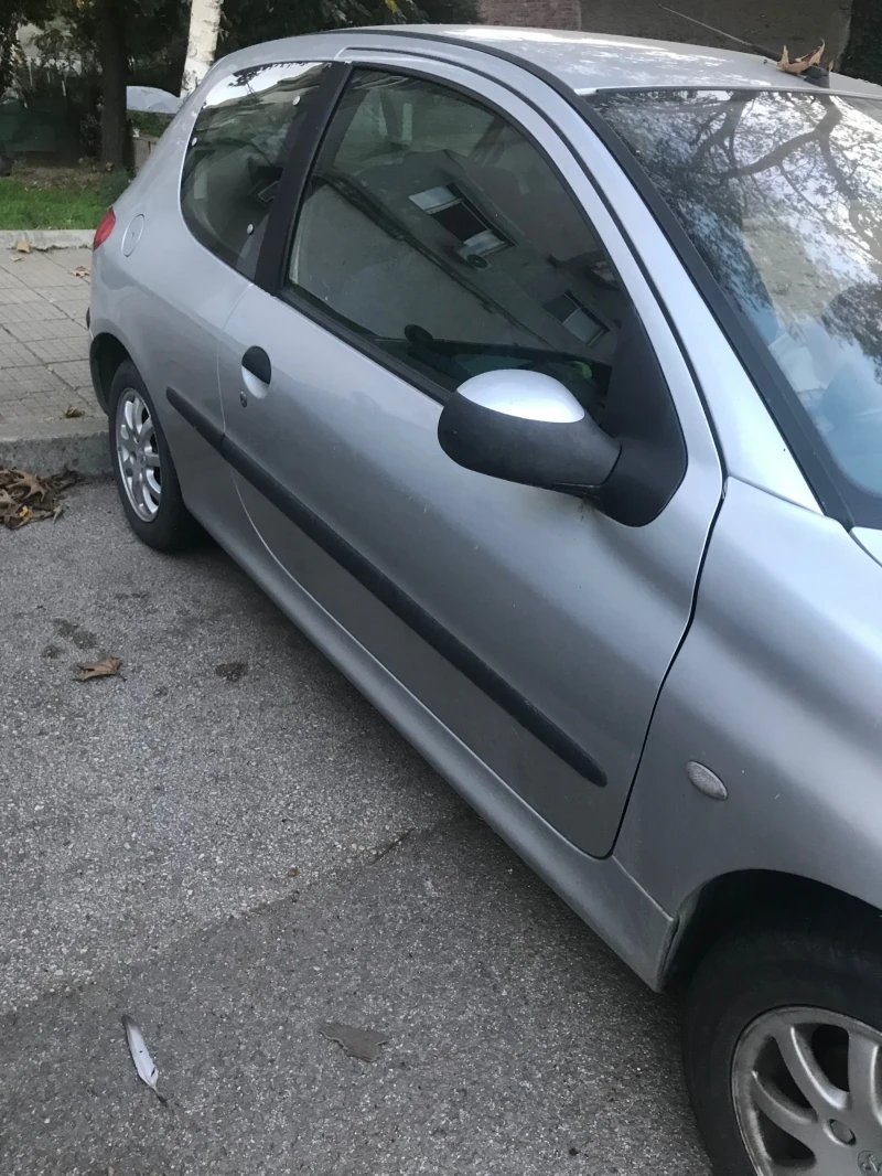 Peugeot 206 1, 4 HDI, снимка 7 - Автомобили и джипове - 48615196