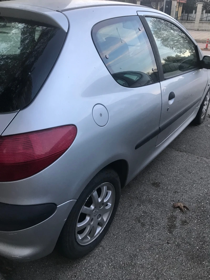 Peugeot 206 1, 4 HDI, снимка 6 - Автомобили и джипове - 48615196