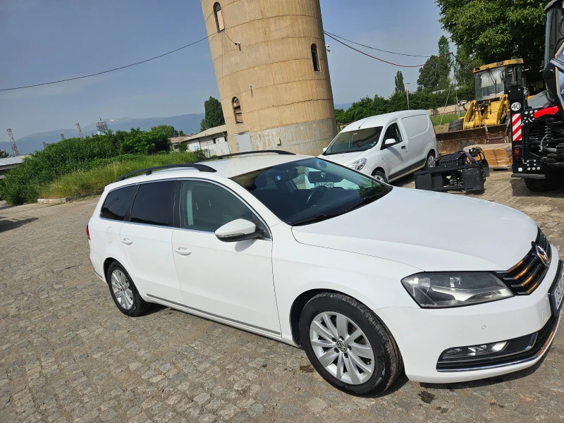 VW Passat, снимка 4 - Автомобили и джипове - 49508063