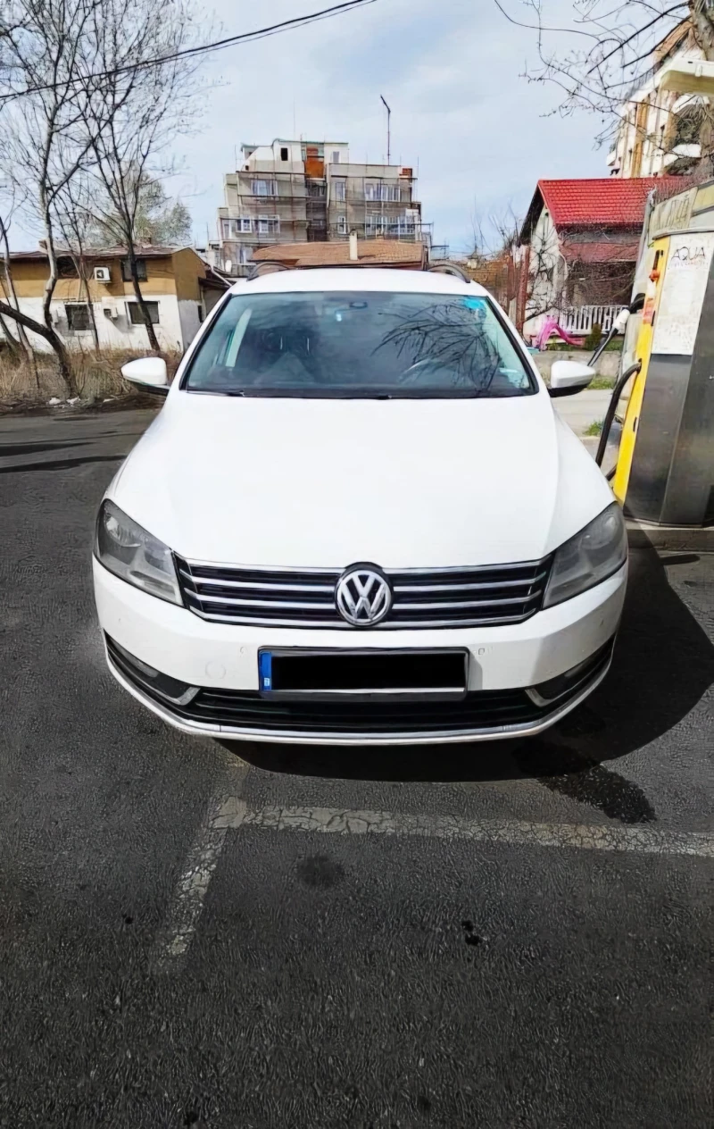 VW Passat, снимка 1 - Автомобили и джипове - 49508063