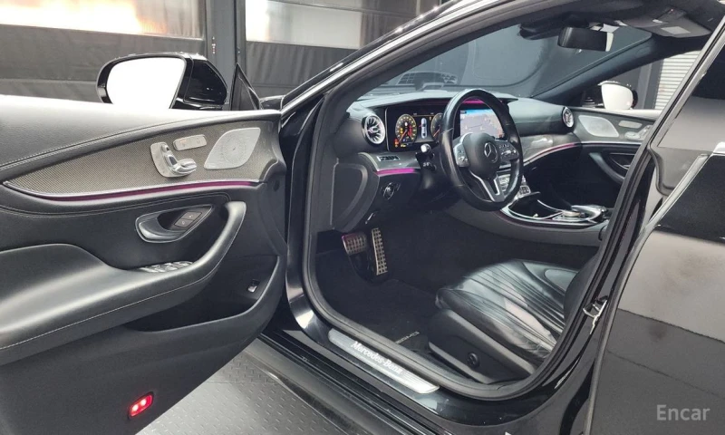 Mercedes-Benz CLS 300, снимка 10 - Автомобили и джипове - 52771979