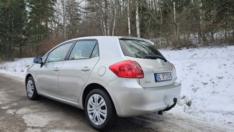 Toyota Auris 1.6, снимка 4 - Автомобили и джипове - 53091003
