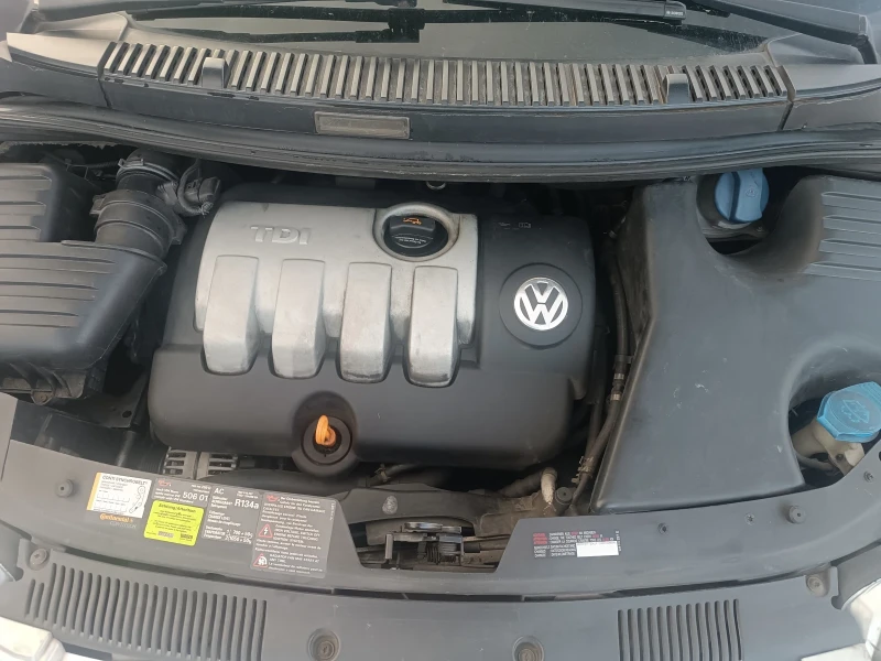 VW Sharan 1, 9 tDi, 131к.с., LUX изпълнение, ЛИЗИНГ , снимка 15 - Автомобили и джипове - 53396939