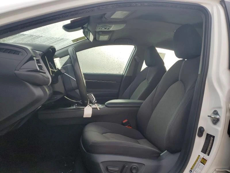 Toyota Camry, снимка 7 - Автомобили и джипове - 54706122