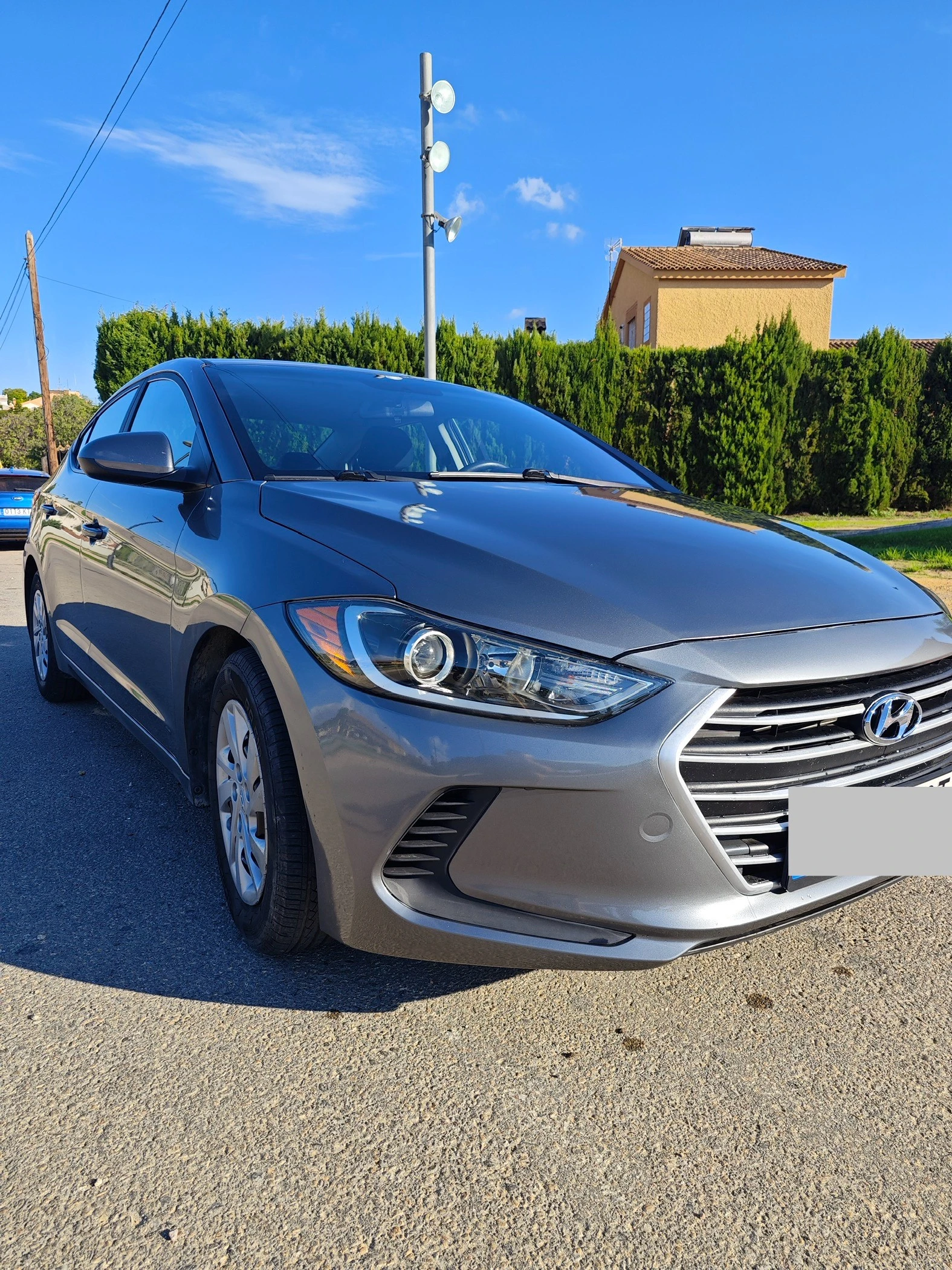 Hyundai Elantra, снимка 1