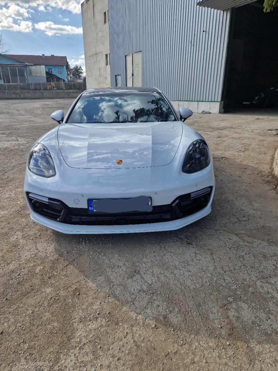 Porsche Panamera GTS - изображение 1