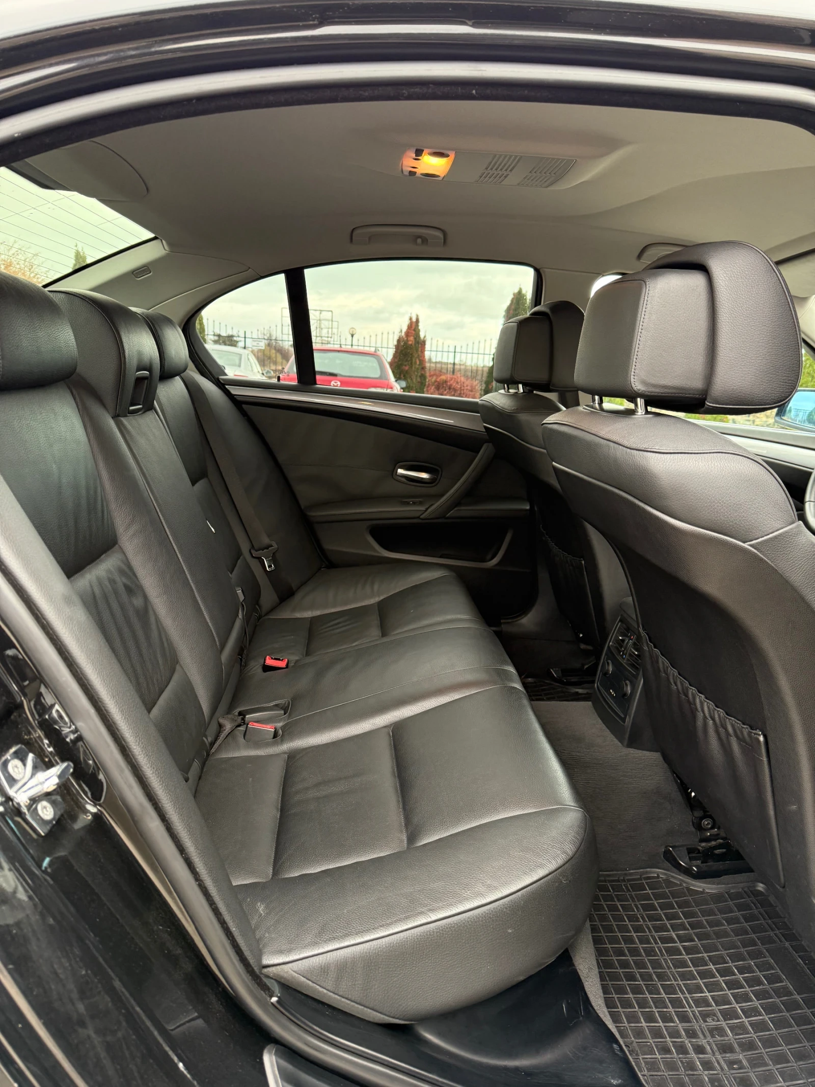 BMW 530 3.0i  | Mobile.bg   14