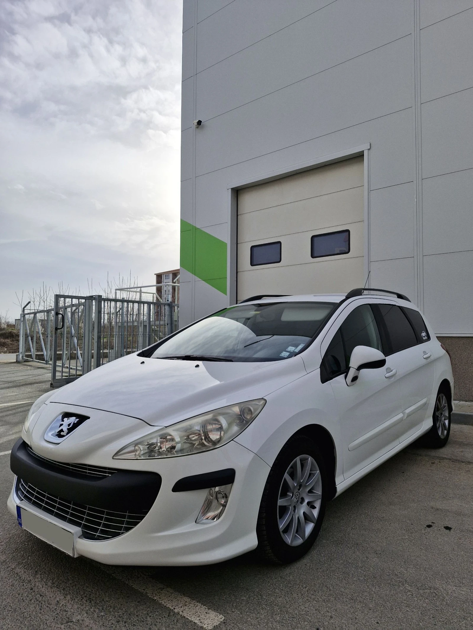 Peugeot 308 1.6 HDi - изображение 2