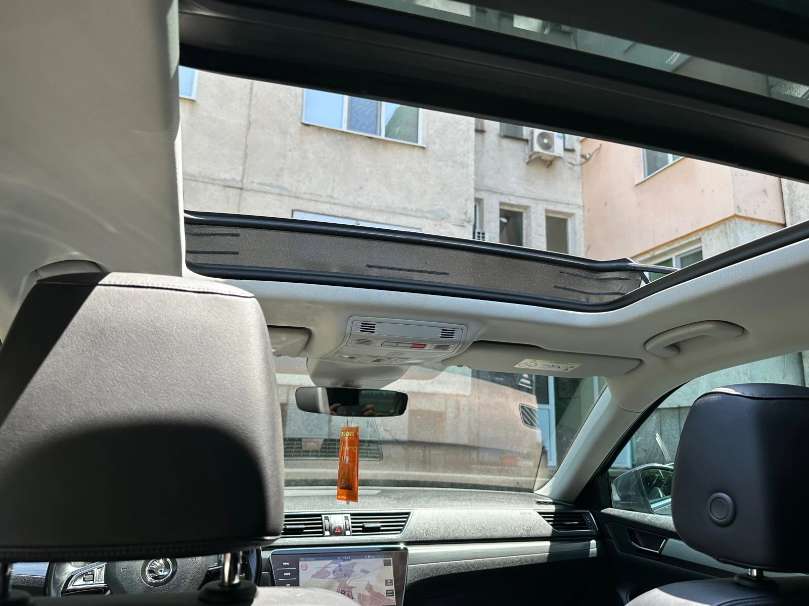 Skoda Superb 1.5 - изображение 8