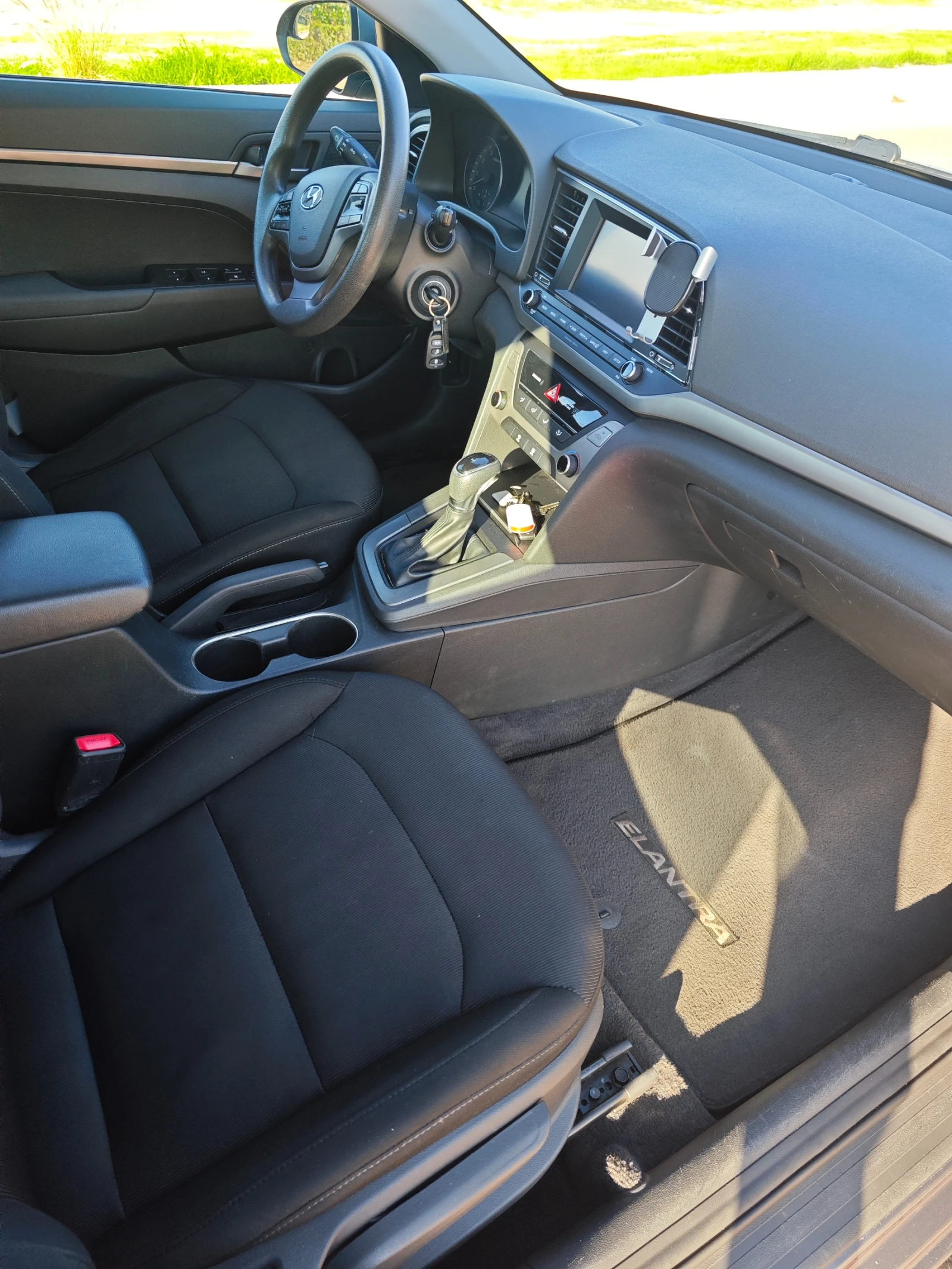 Hyundai Elantra | Mobile.bg   9