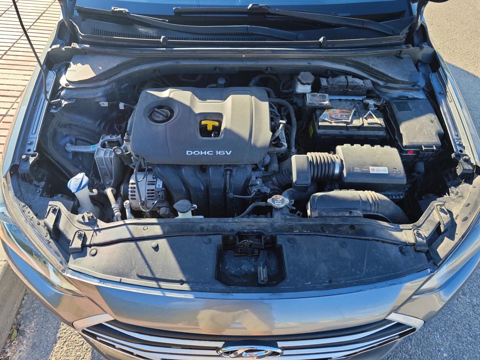 Hyundai Elantra | Mobile.bg   2