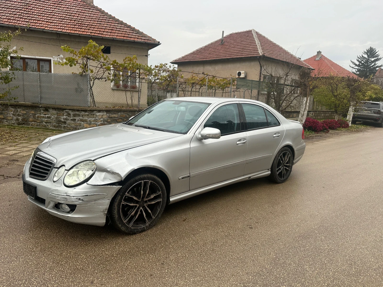 Mercedes-Benz C 320  - изображение 3