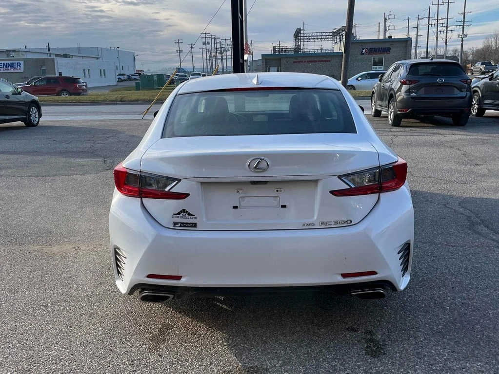 Lexus RC * 2dr Cpe * CARFAX * БЕЗ ПЪРВОНАЧАЛНА ВНОСКА - изображение 4