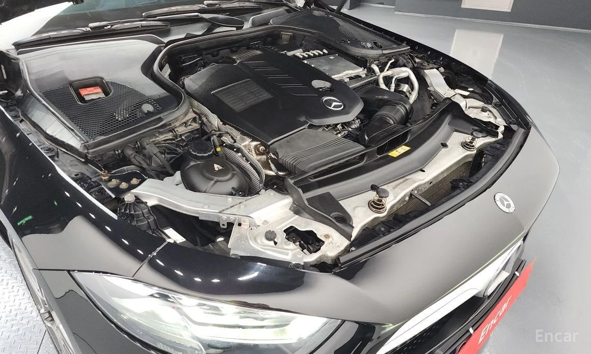 Mercedes-Benz CLS 300  - изображение 6