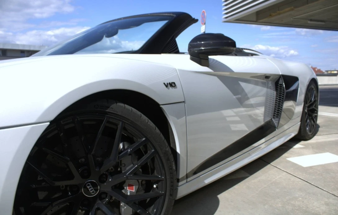 Audi R8 5.2 FSI V10 Quattro - изображение 4