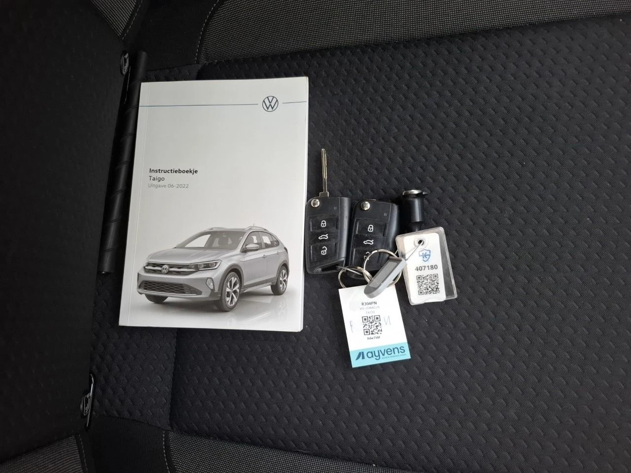 VW Taigo 1.0 TSI Life Business, снимка 14 - Автомобили и джипове - 54055576