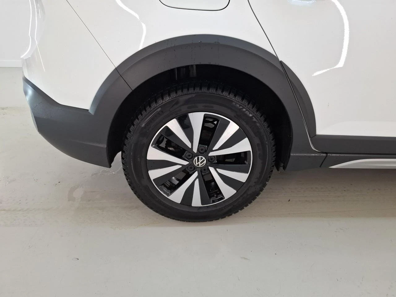 VW Taigo 1.0 TSI Life Business, снимка 11 - Автомобили и джипове - 54055576