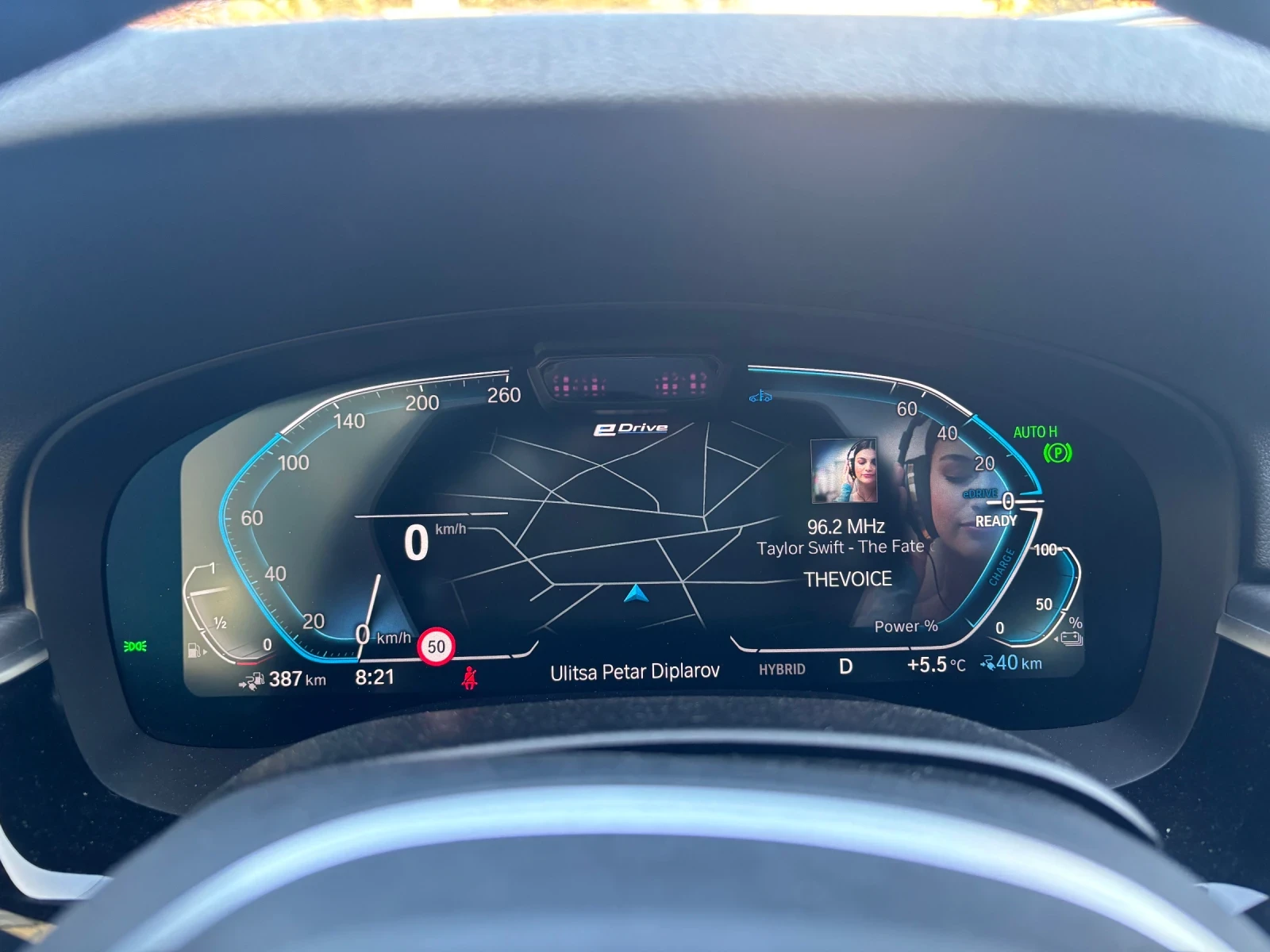 BMW 530E xDrive M Sport H&K Cam Navi, снимка 17 - Автомобили и джипове - 54109509