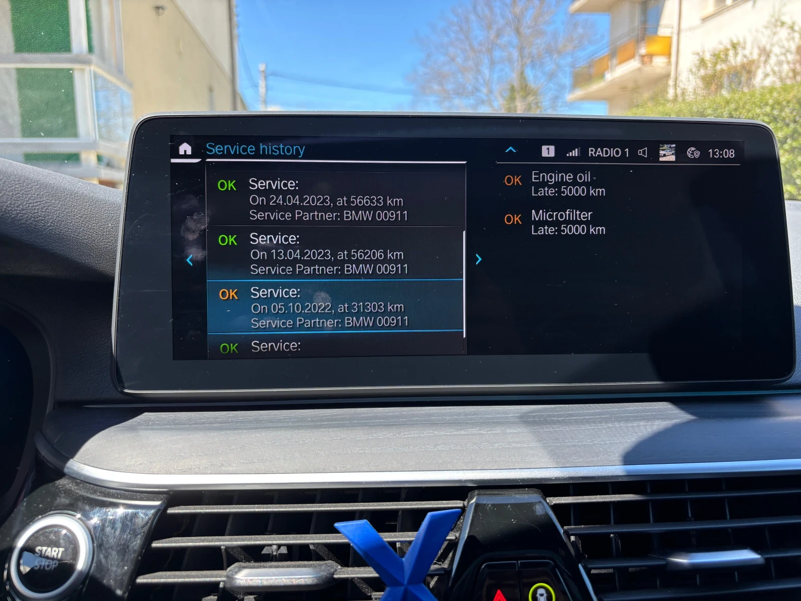 BMW 530E xDrive M Sport H&K Cam Navi, снимка 4 - Автомобили и джипове - 54109509