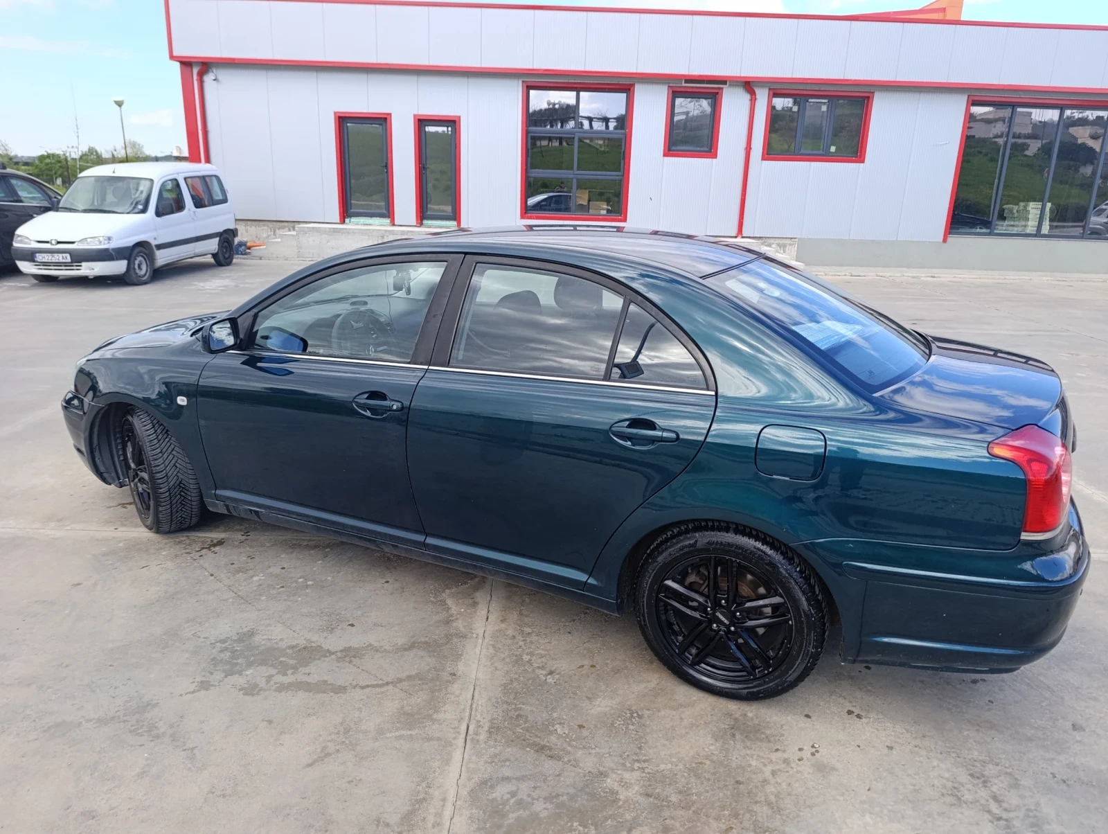 Toyota Avensis 1.6+ ��� | Mobile.bg � ����������� 3